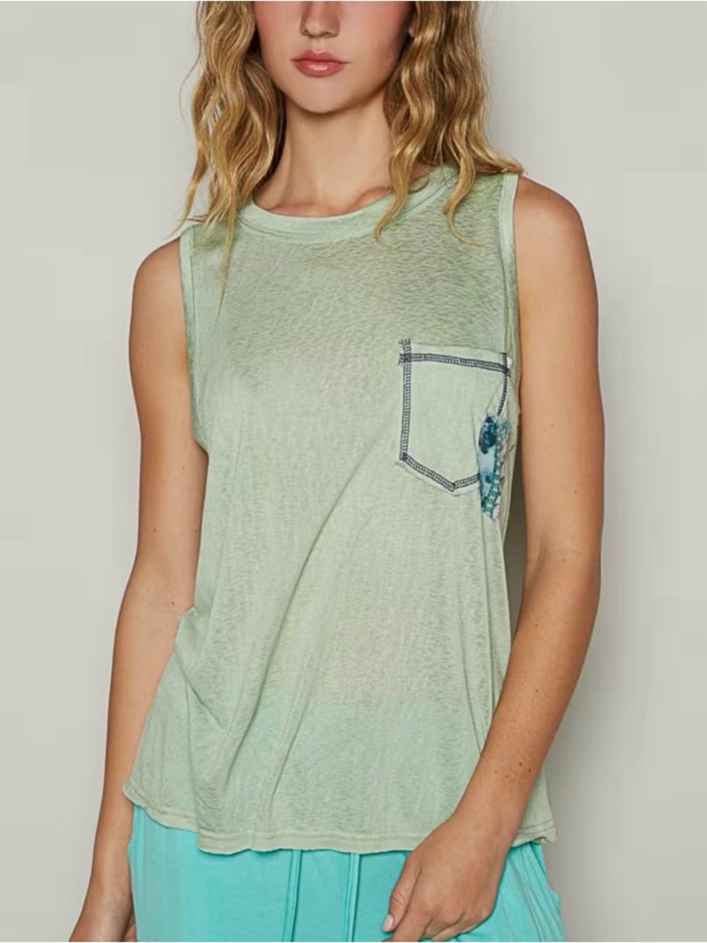 POL Light Sage Sleeveless Pocket Tee - Women